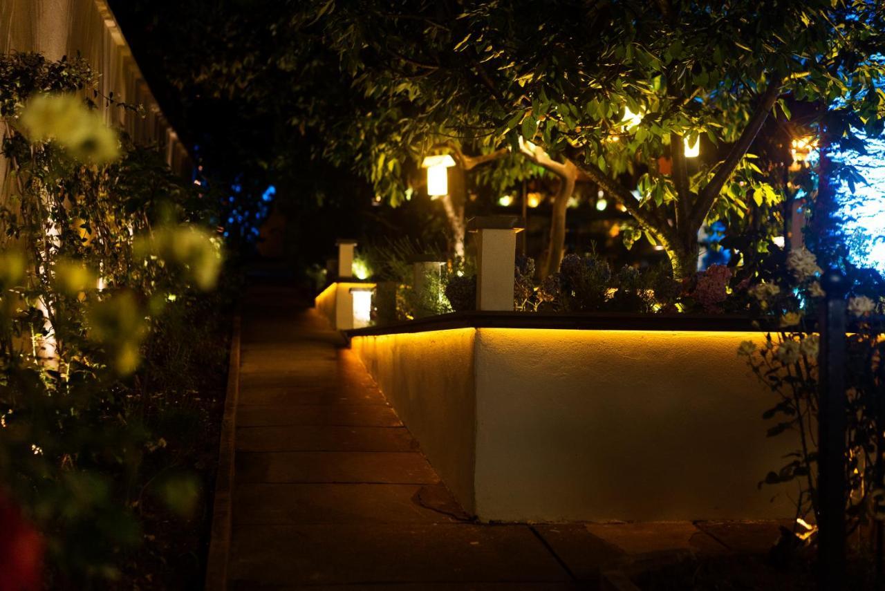 No2 Hotel By Suekrue Adalar Exterior foto